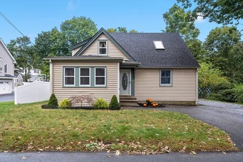 102 Orange St, Reading, MA 01867 photo 1