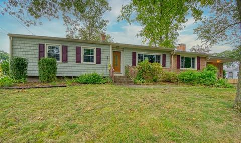 3 Daniel Dr, Chicopee, MA 01013 photo 1