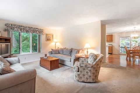 14 Deer Path #1, Maynard, MA 01754 photo 3