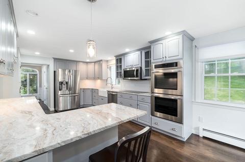 3 Fieldstone Ln, Beverly, MA 01915 photo 4
