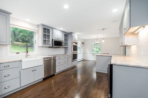 3 Fieldstone Ln, Beverly, MA 01915 photo 3