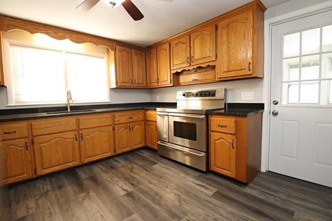 10 Third St, Saugus, MA 01906 photo 6