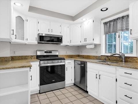 9 Commonwealth Ave, Dedham, MA 02026 photo 17