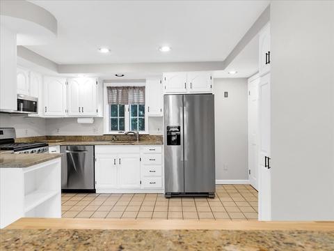 9 Commonwealth Ave, Dedham, MA 02026 photo 15
