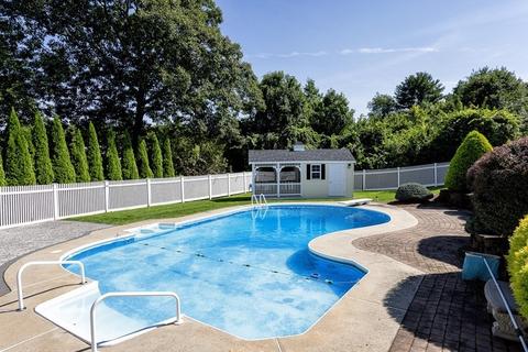 2 Birch Tree Dr, Georgetown, MA 01833 photo 27
