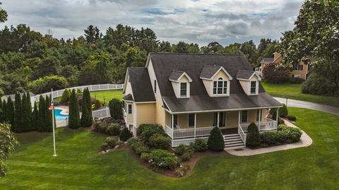2 Birch Tree Dr, Georgetown, MA 01833 photo 3