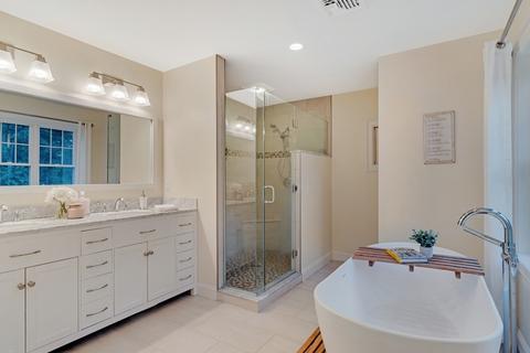 1065 South St, Needham, MA 02492 photo 18