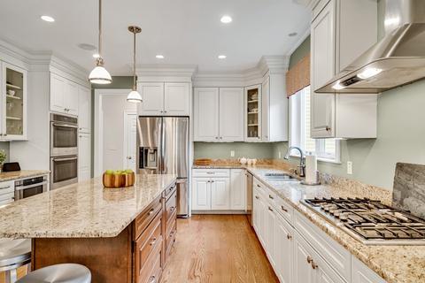1065 South St, Needham, MA 02492 photo 8