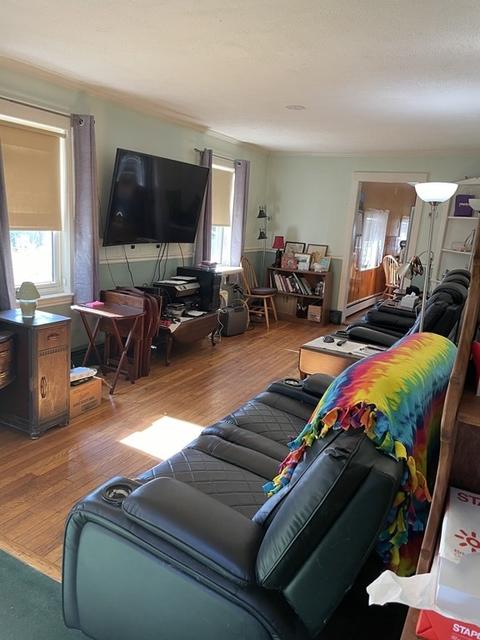 2 Garfield Ave, Danvers, MA 01923 photo 4