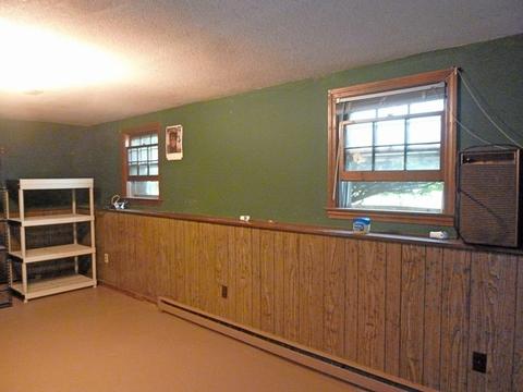 132 Plain St, Easthampton, MA 01027 photo 12