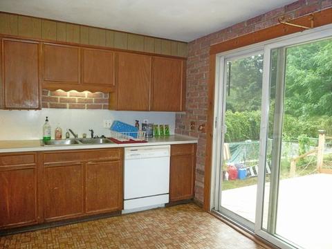 132 Plain St, Easthampton, MA 01027 photo 6