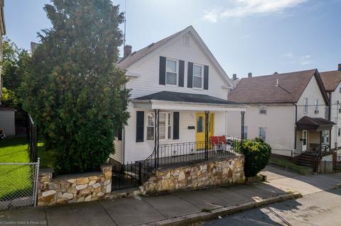 427 Hope St, Fall River, MA 02721 photo 1