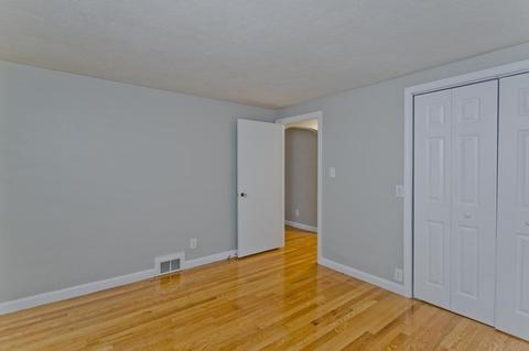 228 Shawmut St, Springfield, MA 01108 photo 26