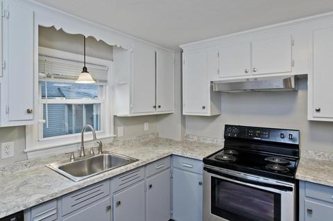 228 Shawmut St, Springfield, MA 01108 photo 5