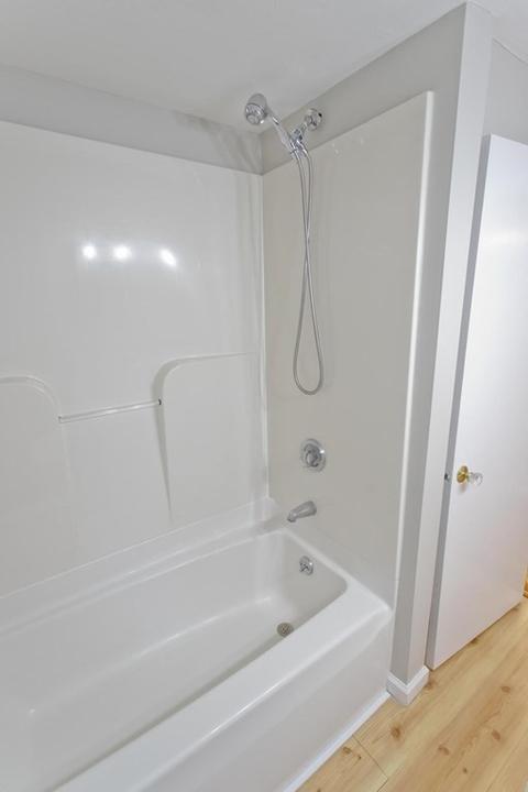 228 Shawmut St, Springfield, MA 01108 photo 12