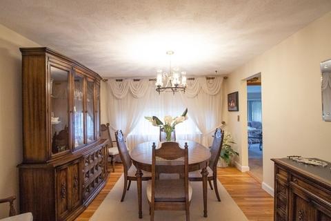 5 Palmer Dr, Canton, MA 02021 photo 8