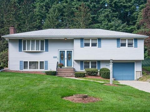 5 Palmer Dr, Canton, MA 02021 photo 1