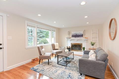 301 William St, Stoneham, MA 02180 photo 3