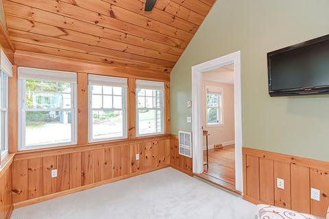 301 William St, Stoneham, MA 02180 photo 10