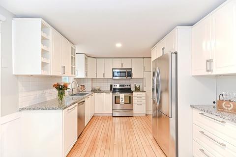301 William St, Stoneham, MA 02180 photo 12