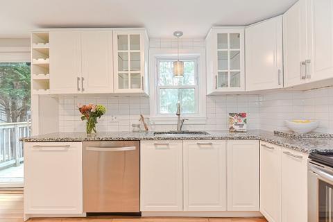 301 William St, Stoneham, MA 02180 photo 13