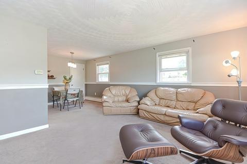 3 Douglas Rd, Sutton, MA 01590 photo 3