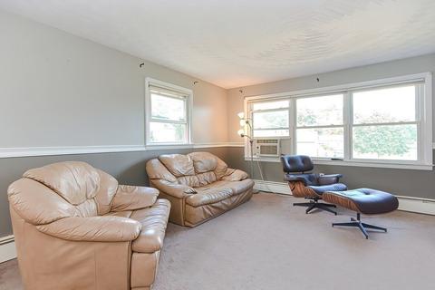 3 Douglas Rd, Sutton, MA 01590 photo 4