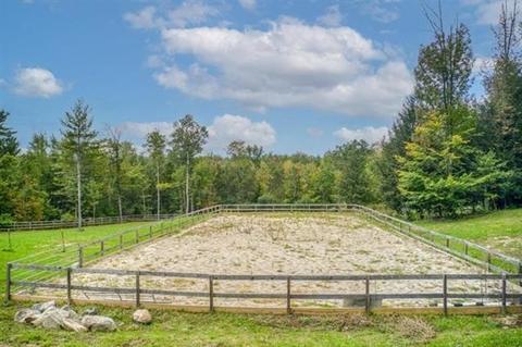 44 Rowell Rd, Brentwood, NH 03833 photo 7