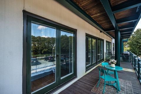 227 Summit Ave #E104, Brookline, MA 02446 photo 16