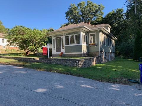 22 Lewis St, Maynard, MA 01754 photo 2