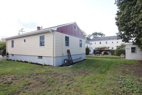 105 Bryant, Everett, MA 02149 photo 3