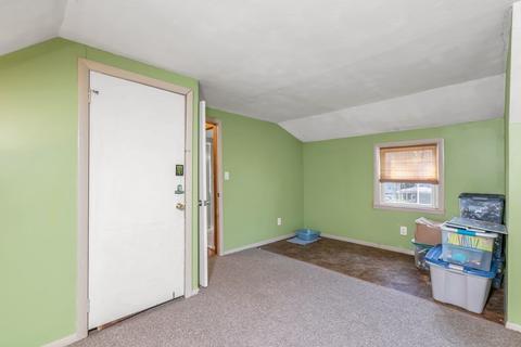 74 Bernard, Springfield, MA 01109 photo 17
