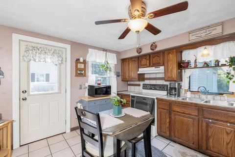 74 Bernard, Springfield, MA 01109 photo 5