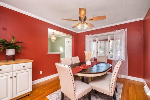 27 Sammet St, Everett, MA 02149 photo 3