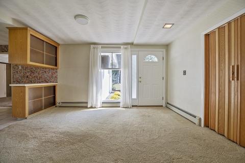 12 Doris Rd, Framingham, MA 01701 photo 6