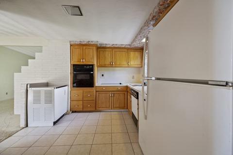 12 Doris Rd, Framingham, MA 01701 photo 18