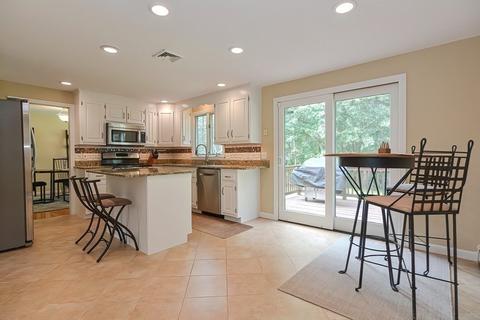 116 Eric Dr, Franklin, MA 02038 photo 9