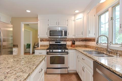 116 Eric Dr, Franklin, MA 02038 photo 5
