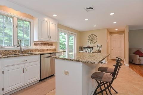 116 Eric Dr, Franklin, MA 02038 photo 6
