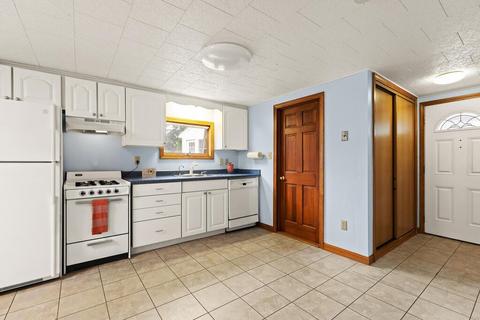 29 Gardner Rd, Reading, MA 01867 photo 22