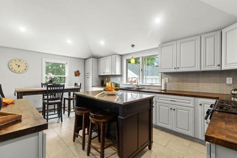 29 Gardner Rd, Reading, MA 01867 photo 1