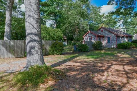 56 Hathaway St, Wareham, MA 02571 photo 3