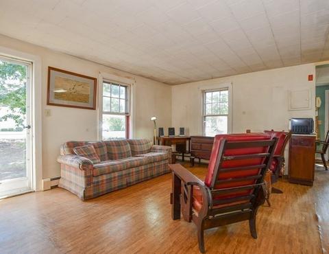 56 Hathaway St, Wareham, MA 02571 photo 9
