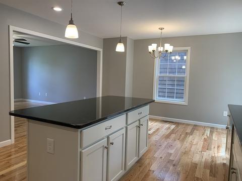 138 Lamont St, Springfield, MA 01119 photo 5
