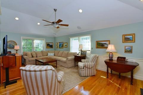 17 Northbridge Rd, Mendon, MA 01756 photo 4