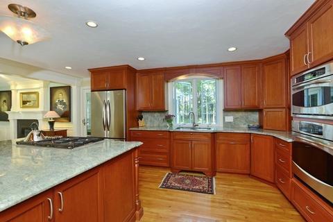 17 Northbridge Rd, Mendon, MA 01756 photo 9