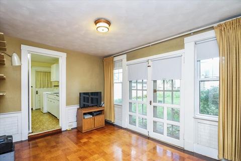 125 Kimberly Ave, Springfield, MA 01108 photo 24