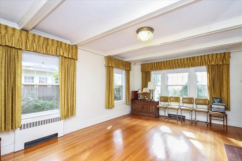 125 Kimberly Ave, Springfield, MA 01108 photo 8