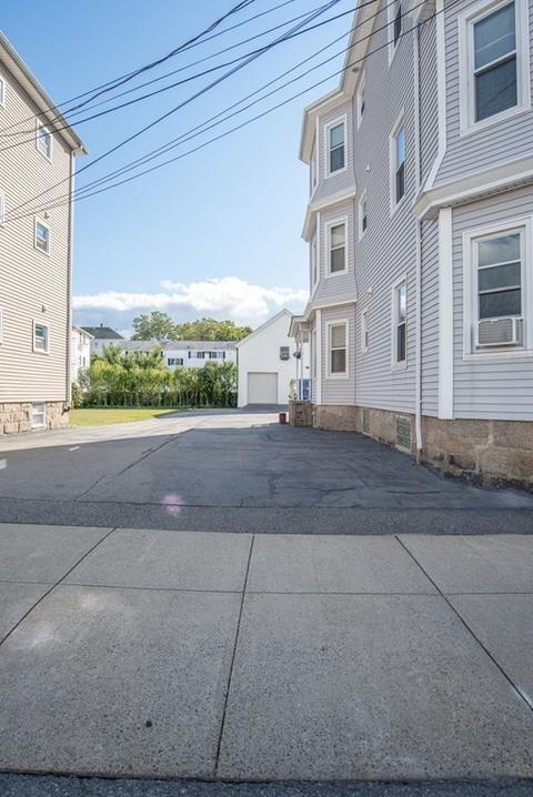 1147 Bedford St, Fall River, MA 02723 photo 4