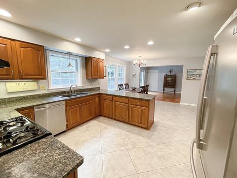 10 Blevens Dr, Concord, NH 03301 photo 5